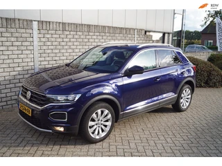 Volkswagen T-Roc 1.5 TSI Sport Stoel/Stuurverw Sportst Navi Camera Clima Adaptieve Cruise Apple Carp