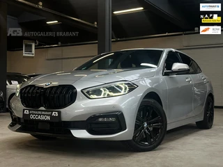 BMW 1-serie 118i High Executive M pakket *Ambiance/PDC Camera/Head-up display/ACC