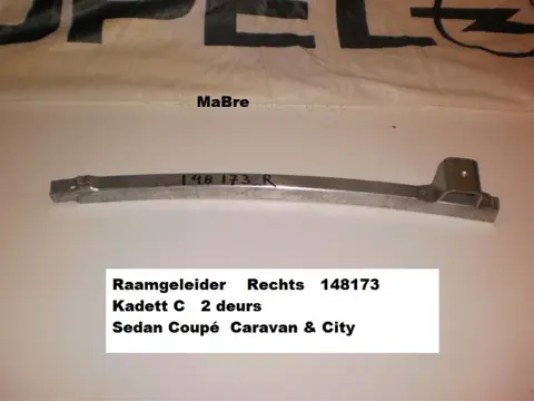 Raamgeleider Kadett C rechts 148173