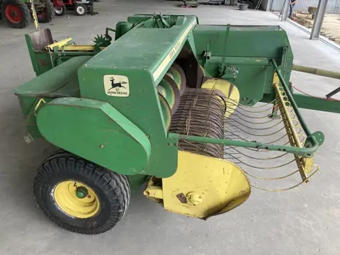 John Deere kleinpakkenpers 456