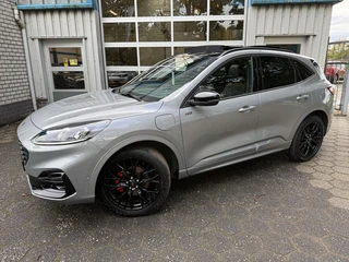 Ford Kuga 2.5 PHEV ST-Line X Black Pack / Panoramadak open