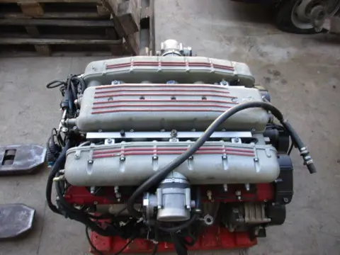 Engine Ferrari 575