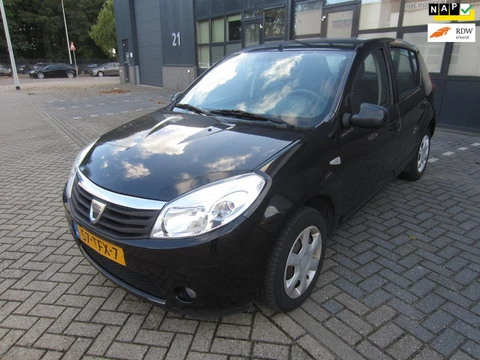 Dacia Sandero 1.2 Lauréate 2012 Airco 105.000KM NAP! APK!