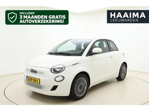 Fiat 500 Urban 42 kWh | Navigatie via Carplay | Climate control | Lichtmetalen velgen | Keyless star
