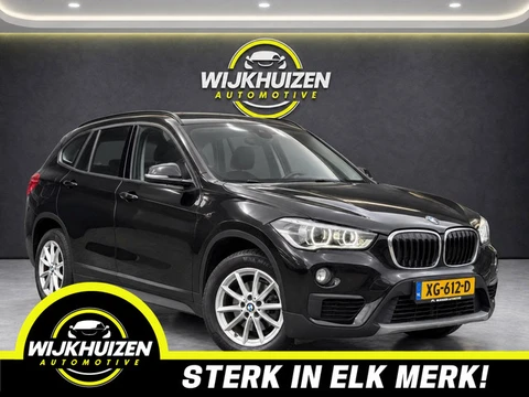 BMW X1 SDrive18i Executive Automaat met Led !!! Navigatie !!! Cruise !!! Trekhaak !!!