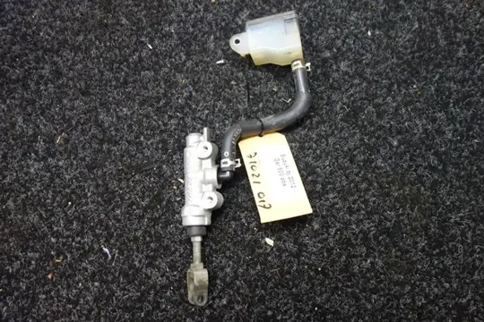 REMPOMP ACHTER Suzuki GSR 600 2006 - 2009