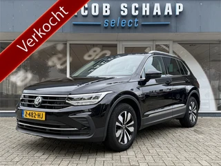 Volkswagen Tiguan 1.5 TSI Life / Automaat / Carplay / Trekhaak (1.800 KG) / Sensoren / Camera /