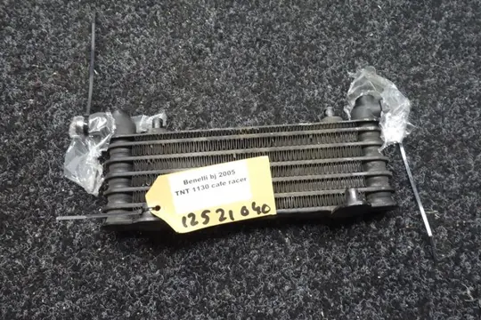 OLIEKOELER Benelli TNT 1130 cafe racer 2004 - 2016