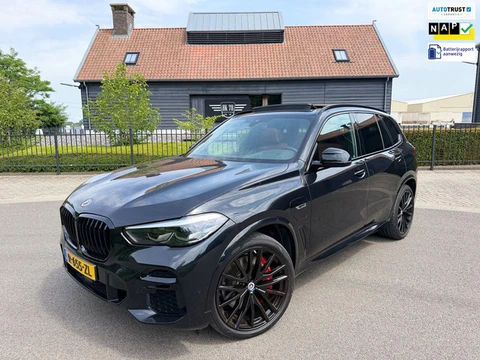 BMW X5 X-Drive 45e M-Sport -50 Jaar Edition Panoramadak Luchtvering 22"Lm Org-Ned Dealer Auto