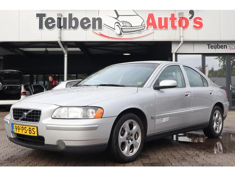 Volvo S60 2.0T Kinetic | 5 Cilinder | Spaceball | Camera | Multimedia | Climate control | Cruise con