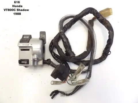 STUURSCHAKELAAR LINKS Honda VT 800 C Shadow 1988 - 1990