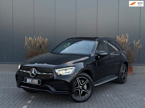 Mercedes-Benz GLC-klasse 300e 4MATIC AMG FULL PANO|LEDER|NAVI|LED
