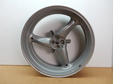 ACHTER WIEL COMPLEET Moto Guzzi Norge 2006 - 2013