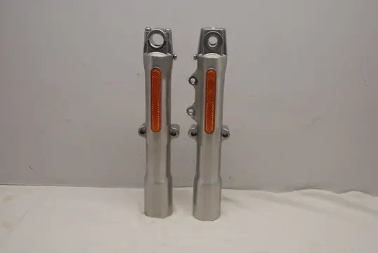 VOORPOOT BUITEN Harley Davidson Softtail 2000 - 2017