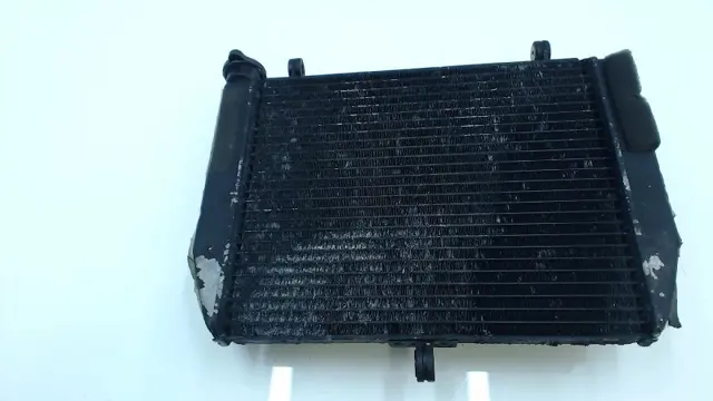 RADIATEUR Yamaha YZF R6 1998 - 2002