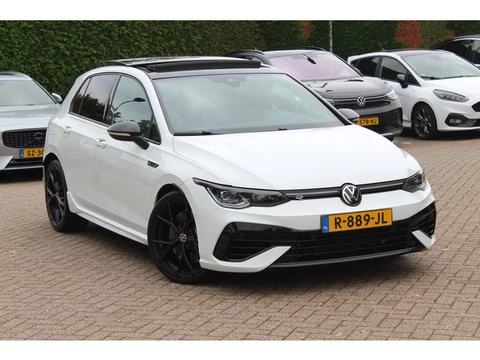 Volkswagen Golf 2.0 TSI R 4Motion / Panoramadak / Camera / Sportuitlaat / 19'' / Matrix LED / Keyles