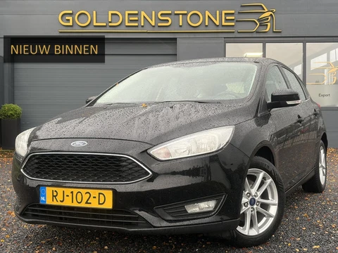Ford Focus 1.0 Lease Edition  ✓2e Eigenaar✓Navi✓Trekhaak✓Carplay✓Lm velgen✓Pdc✓101pk✓Bj 12-2017✓4 El