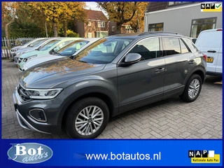 Volkswagen T-Roc 1.5 TSI Life Business / AUTOMAAT/ AFN. TREKH. / CRUISE / NAVI / ECC / STOELVERWARMI