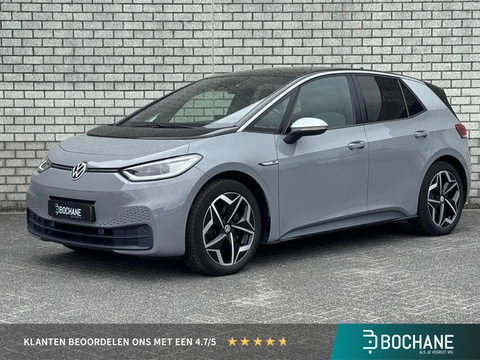 Volkswagen ID.3 First Max 58 kWh | Panoramadak | Trekhaak | Achteruitrijcamera | Stoelverwarming |