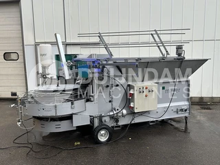 Mayer 2400 potmachine met kunstmeststrooier