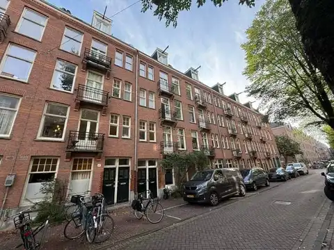 Woning aan de Rombout Hogerbeetsstraat te Amsterdam