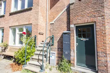 Woning aan de Jozef Israëlskade te Amsterdam