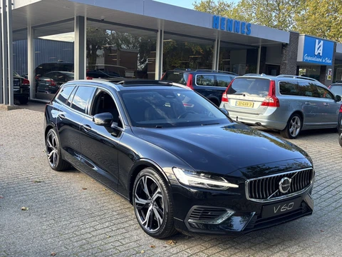 Volvo V60 T6 Long Range AWD Plus Bright Pano Keyless Pilot Assist