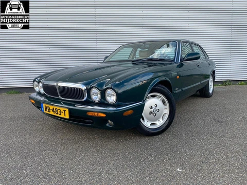 Jaguar XJ 4.0 V8 / Youngtimer / Zeer Nette auto / Automaat / Lederen bekleding / Airco / elek ramen 