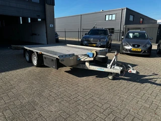 Niewiadow N/A 27A27V / Autoambulance / Nieuwe banden / Lier / MARGE