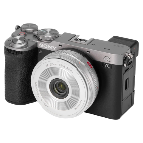 Viltrox AF 26mm f/2.8 EVO Voor Sony FE Zilver