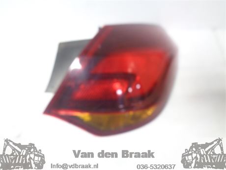 Opel Astra 5drs Hatchback 2009-2015 Achterlicht rechtsbuiten