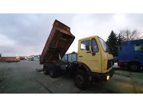 Mercedes-Benz 2225 2225 6x4 Kipper full spring suspensions