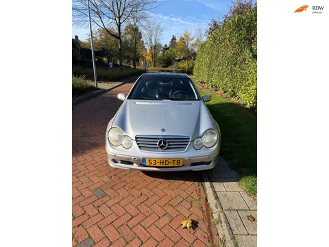 Mercedes-Benz C-klasse Sportcoupé 200 K., Automaat, Airco, APK 12-10-2027.