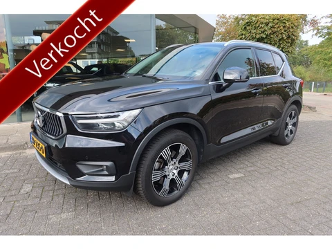 Volvo XC40 2.0 T4 190 PK Inscription I LEER I TREKHAAK I ALL-SEASON