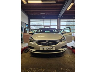 Opel ASTRA 1.6 CDTI 120 Jaar Edition