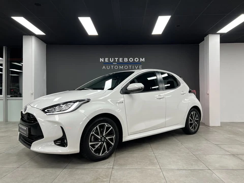 Toyota Yaris 1.5 Hybrid Dynamic | Carplay | Cam | Keyless|