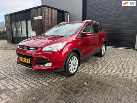 Ford Kuga 1.5 Titanium 150PK|WINTERPAKKET|TREKHAAK|CRUISE CONTROL|NAVIGATIE|DISTRI V.V.|DEALER ONDER