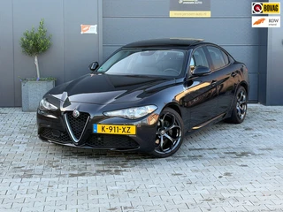 Alfa Romeo Giulia 2.0T Super | Leder | Pano | Camera | Stoel en stuurverwarming | Volledig onderhoud