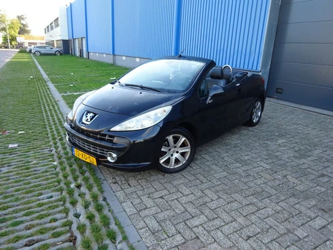Peugeot 207 CC 1.6 VTi Première met APK AIRCO WERKT
