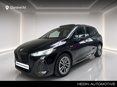 BMW 2 Serie Active Tourer 230e xDrive | M-Sport | Panorama | Leder | Camera | Adaptief onderstel Hea