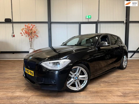 BMW 1-serie 116i High Executive / NAVI /CLIMA / CRUISE /