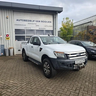FORD RANGER Super Cab XLT  2.2  110 KW met huif en lier 