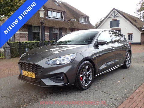 Ford Focus 1.0 EcoBoost Hybrid ST Line X CARPLAY/CAMERA/DAB/KEYLESS/LED ST-LINE