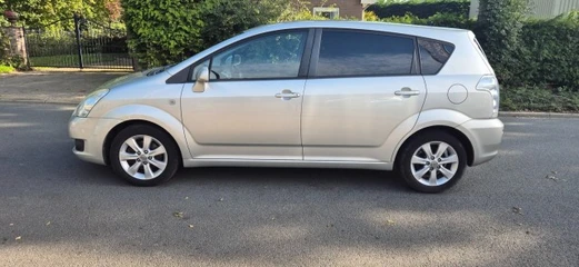 TOYOTA COROLLA VERSO 1.8 VVT-i Luna 7p/Automaat/trekhaak/cruise control/ECC/NAP