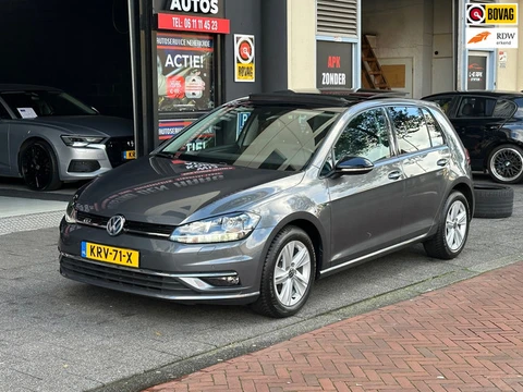 Volkswagen Golf 1.0 TSI Comfortline Pano Massage Navi Clima