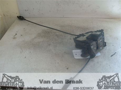 Renault Clio 2009-2012 Deurslot links voor
