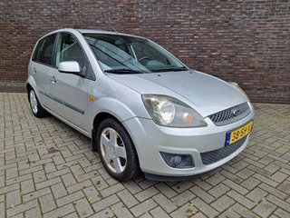 Ford Fiesta 1.3-8V Futura|5DRS|AIRCO|APK'27|NIEUWE KOPPELING