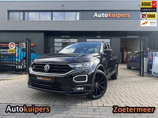 Volkswagen T-Roc 1.5 TSI Sport Business R | R-line | Trekhaak | 19 inch LM | Dodehoeksensoren