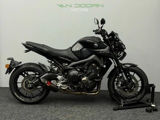 Yamaha MT-09 ABS | Akrapovic | QuickShift | Frontspoiler | 2018 | 18DKM | MT 09