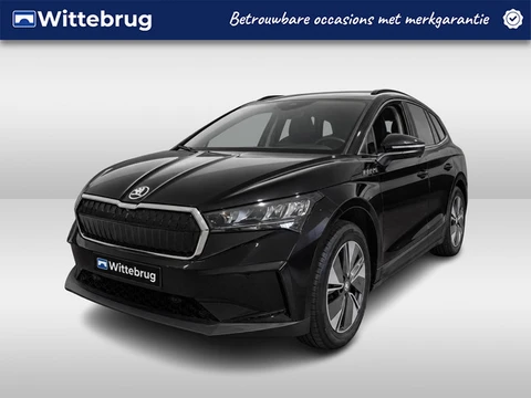 Škoda Enyaq iV 60 / CAMERA / NAVI / 19"LMV / APP.Connect